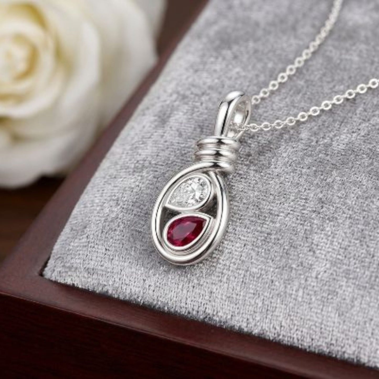 Lab Grown Diamond Teardrop Gemstone 925 Silver Pendant With Chain