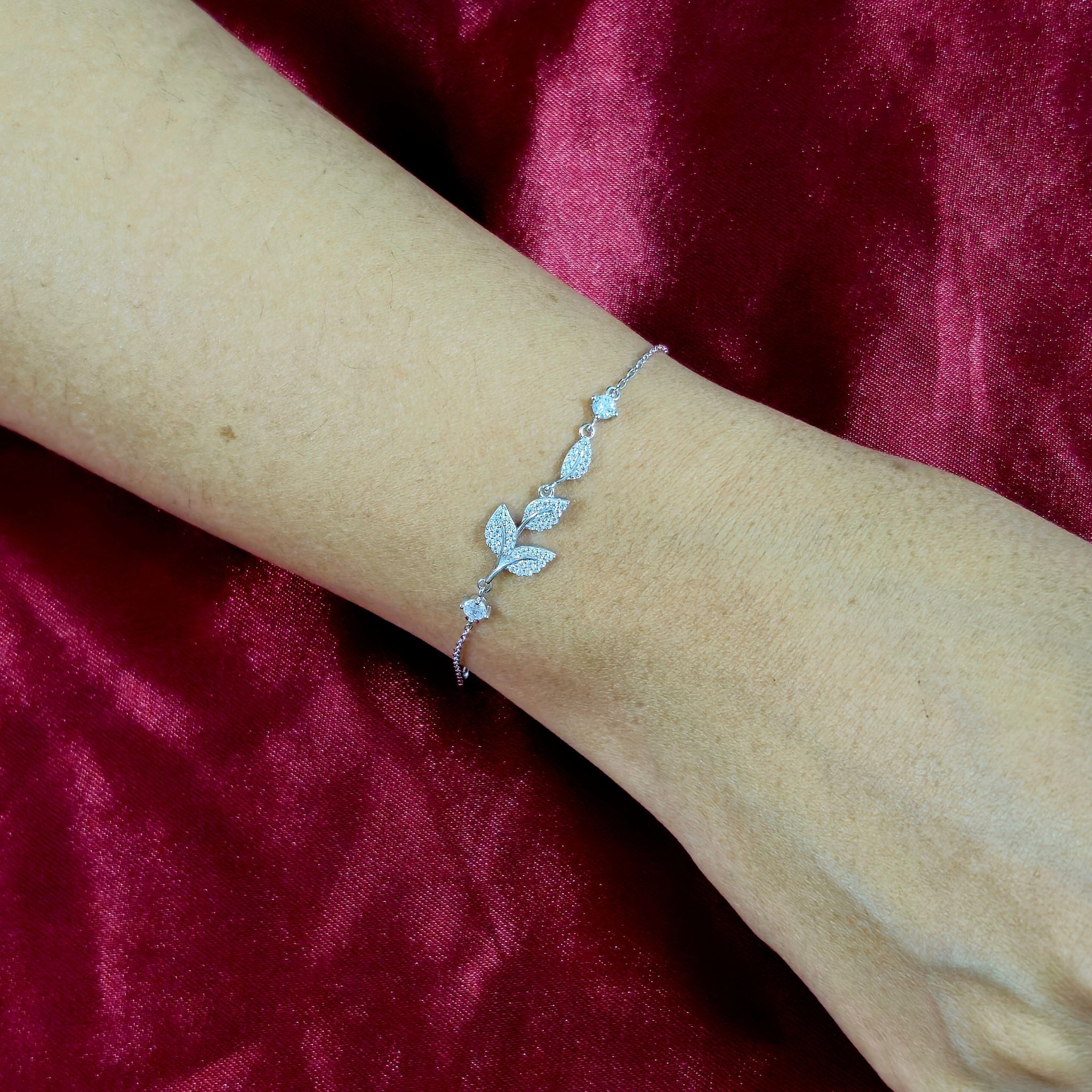 925 Sterling Silver Leaf CZ Bracelet