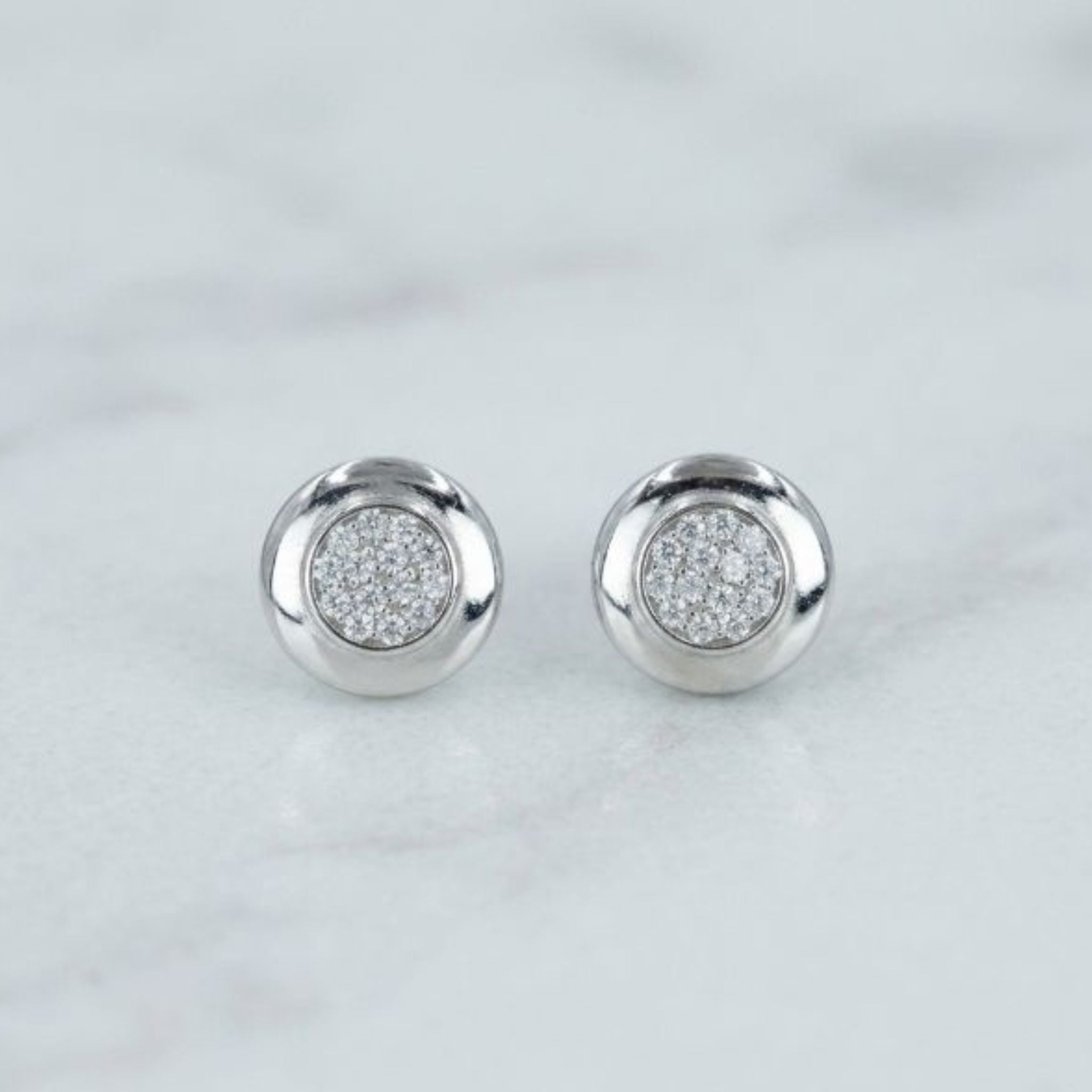925 Sterling Silver Round CZ Pendant Set with Chain