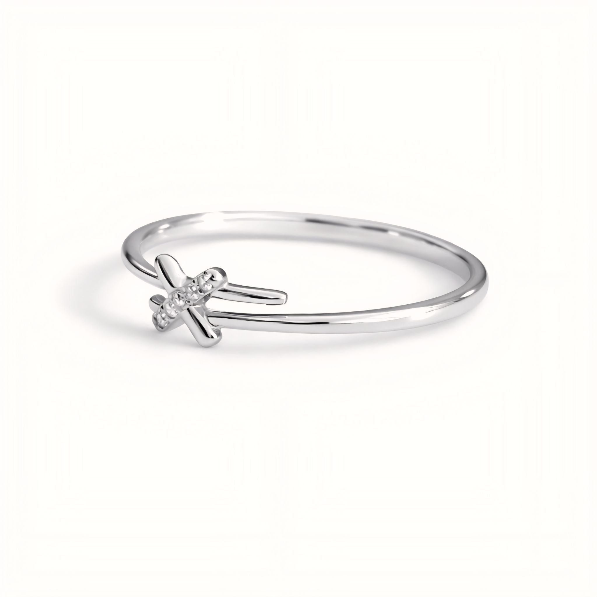 925 Sterling Silver X Ring With Cubic Zirconia