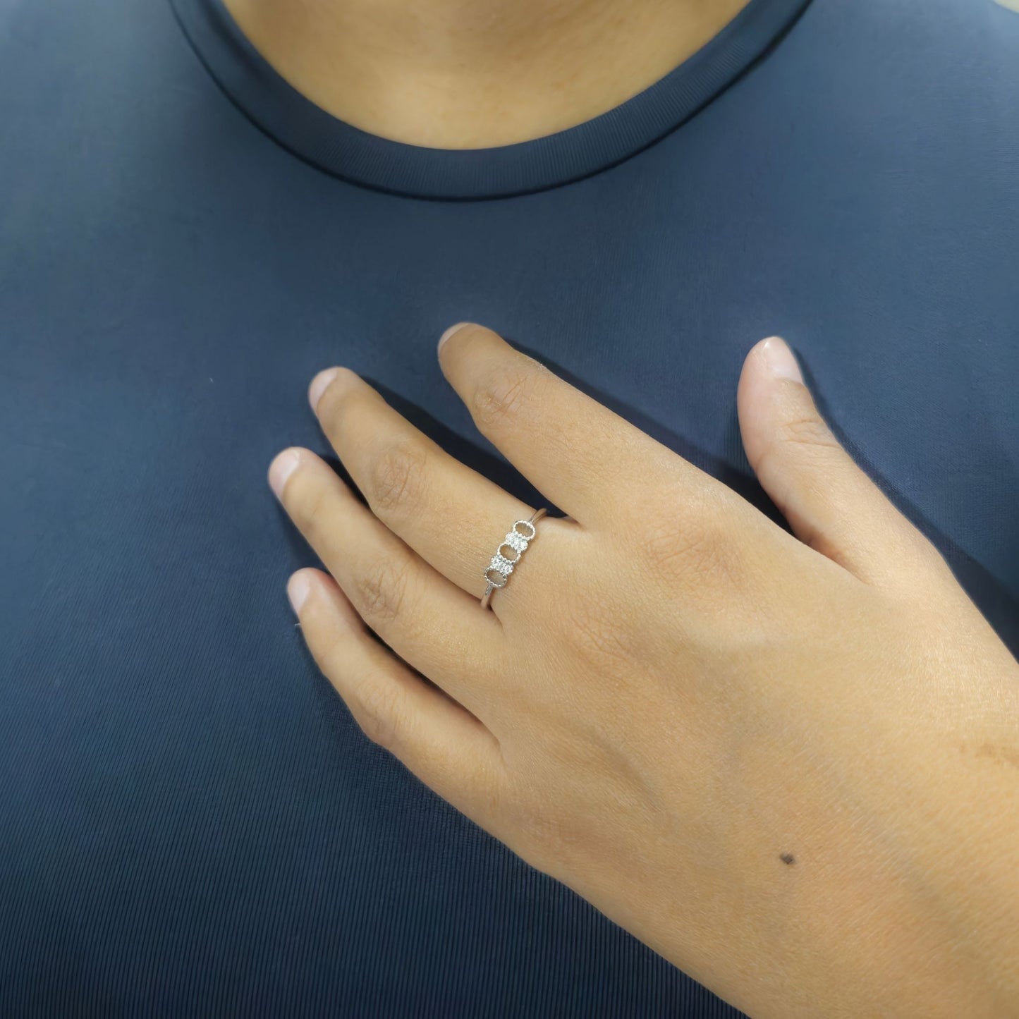 925 Sterling Silver Geometric Chain-Link Ring with Cubic Zirconia