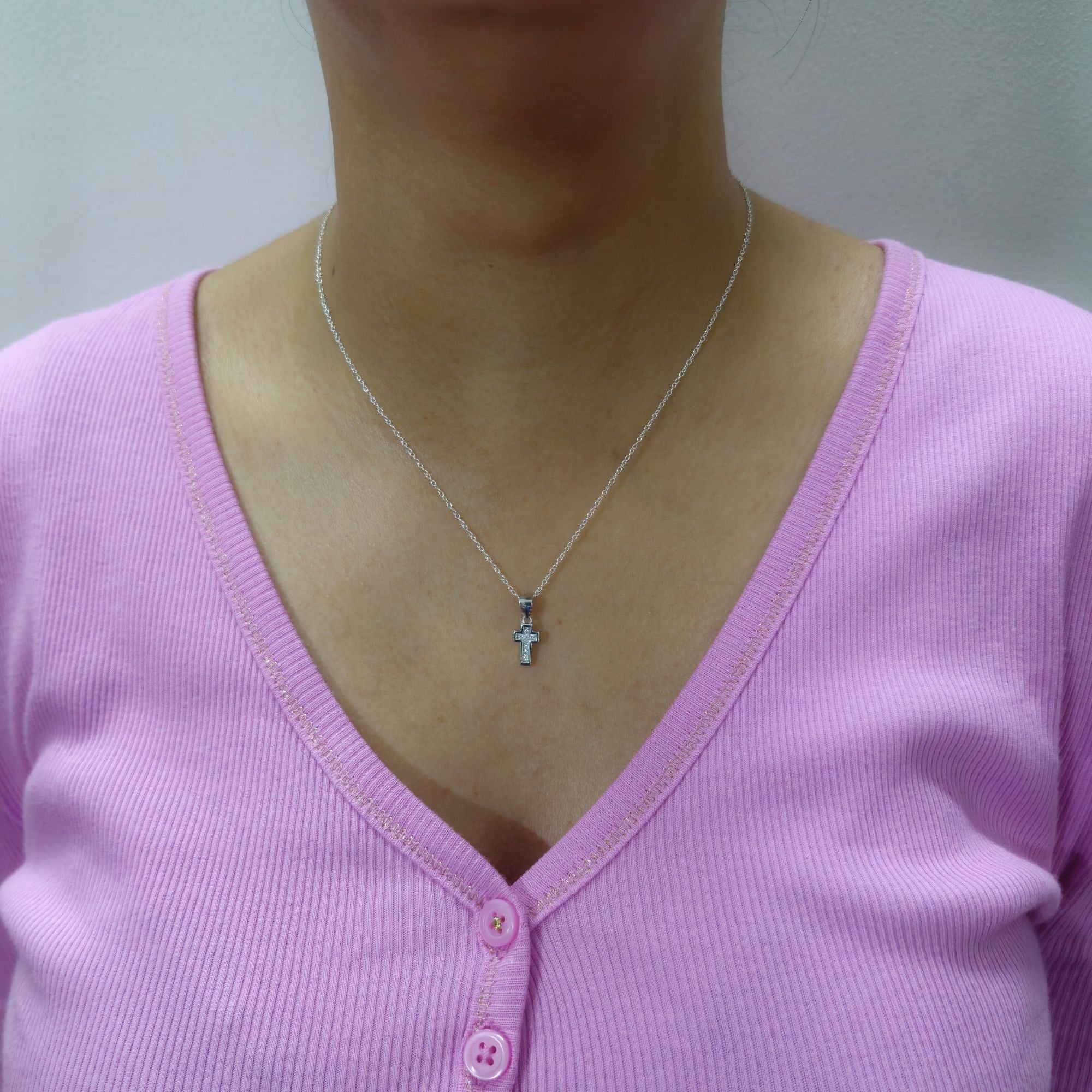 925 Sterling Silver Cross Pendant with Cubic Zirconia
