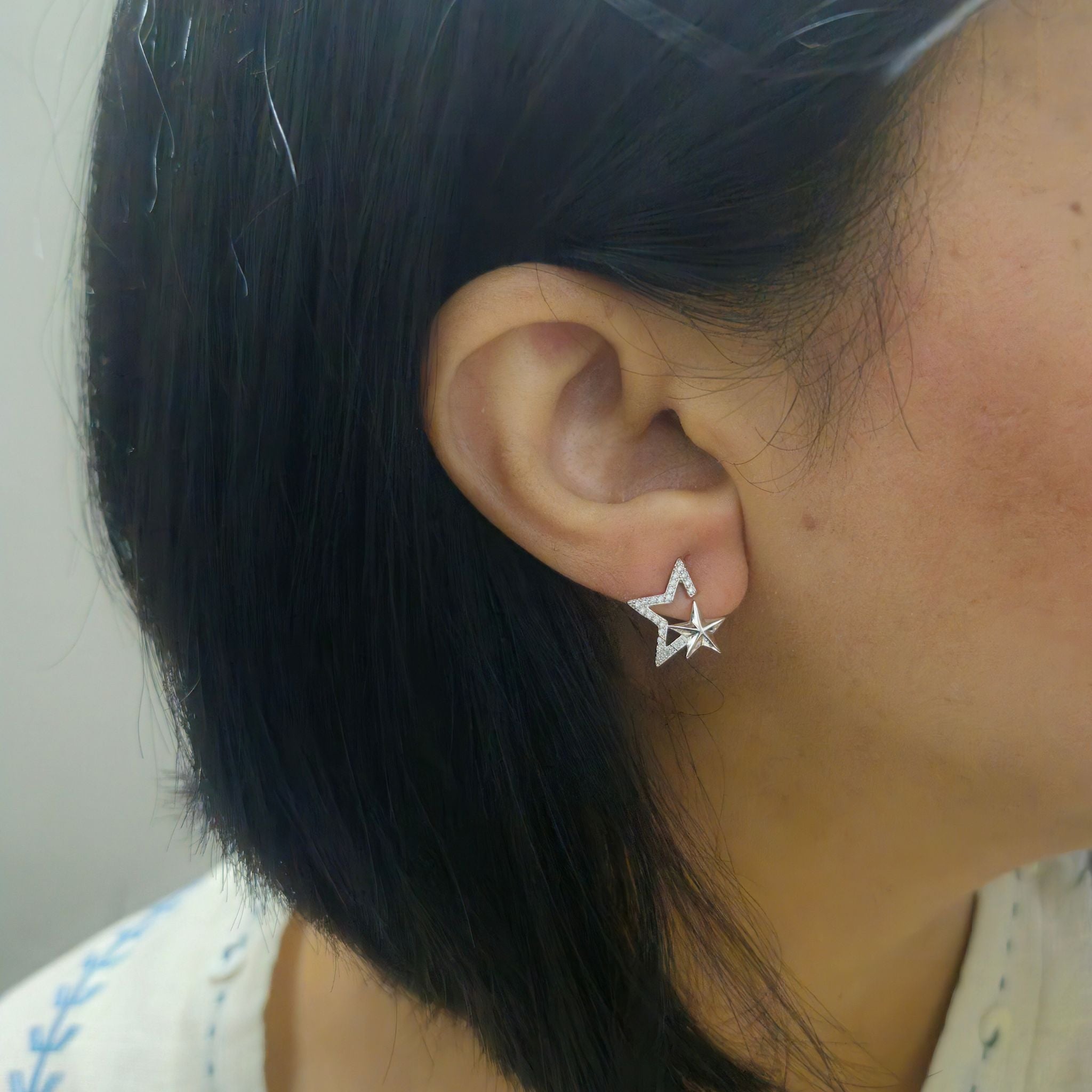Elegant CZ Stone Star Stud Earrings in 925 Sterling Silver