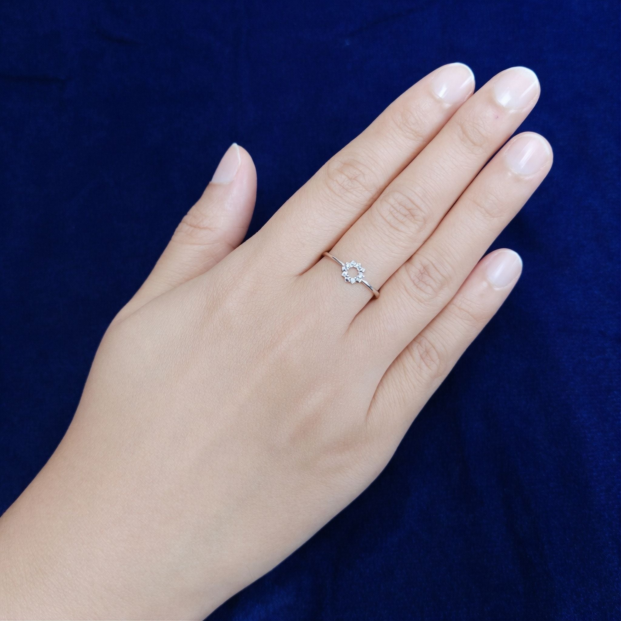 925 Sterling Silver Floral Starburst Ring with Cubic Zirconia