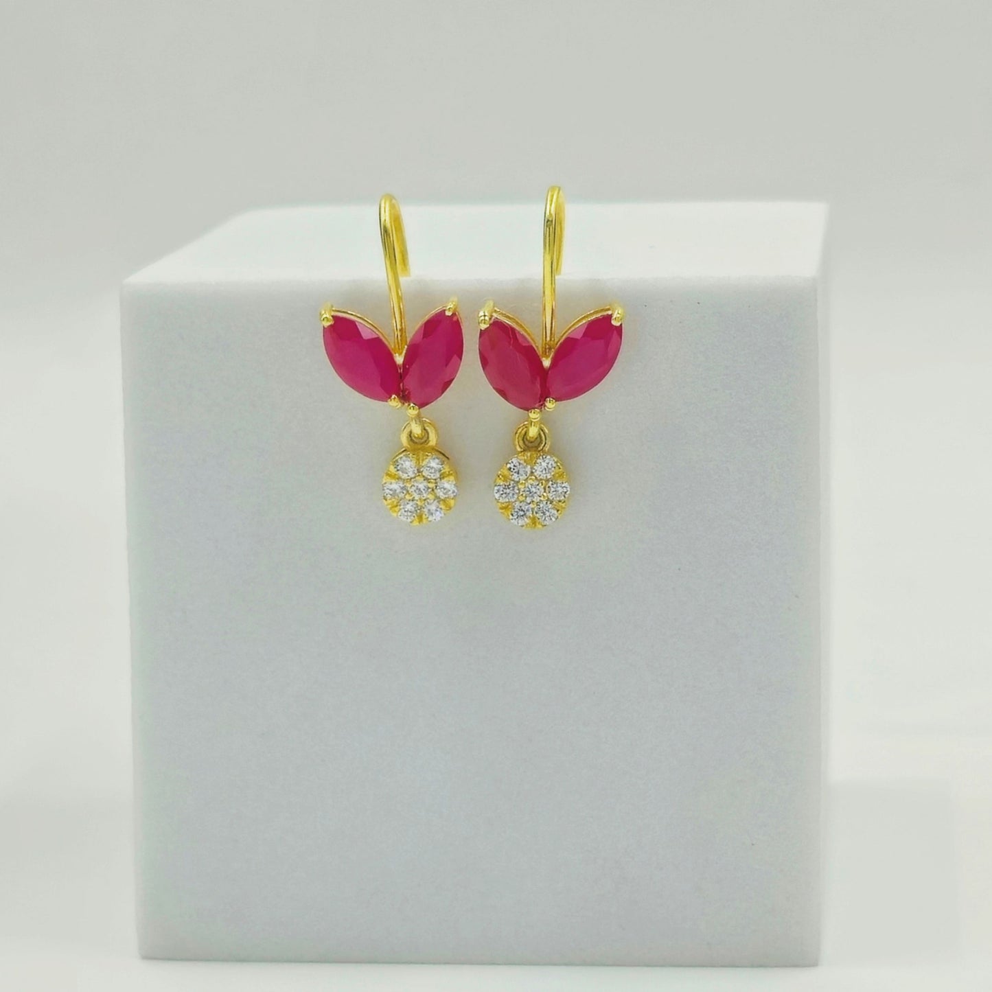 925 Sterling Silver Floral Stud Earrings Marquise Red Stone & Cubic Zirconia