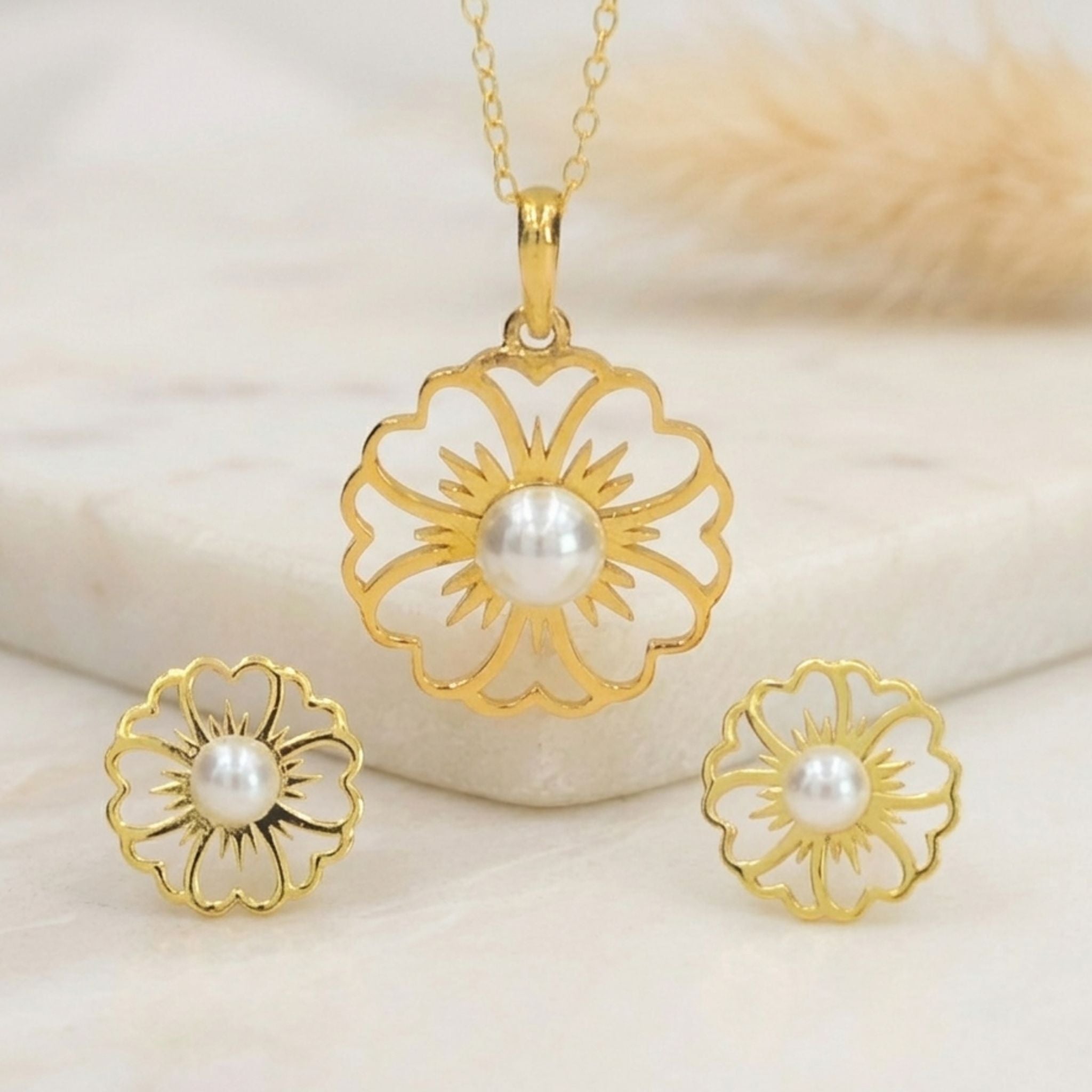 Gold-Plated 925 Sterling Silver Pearl Sunburst Pendant and Earrings Set