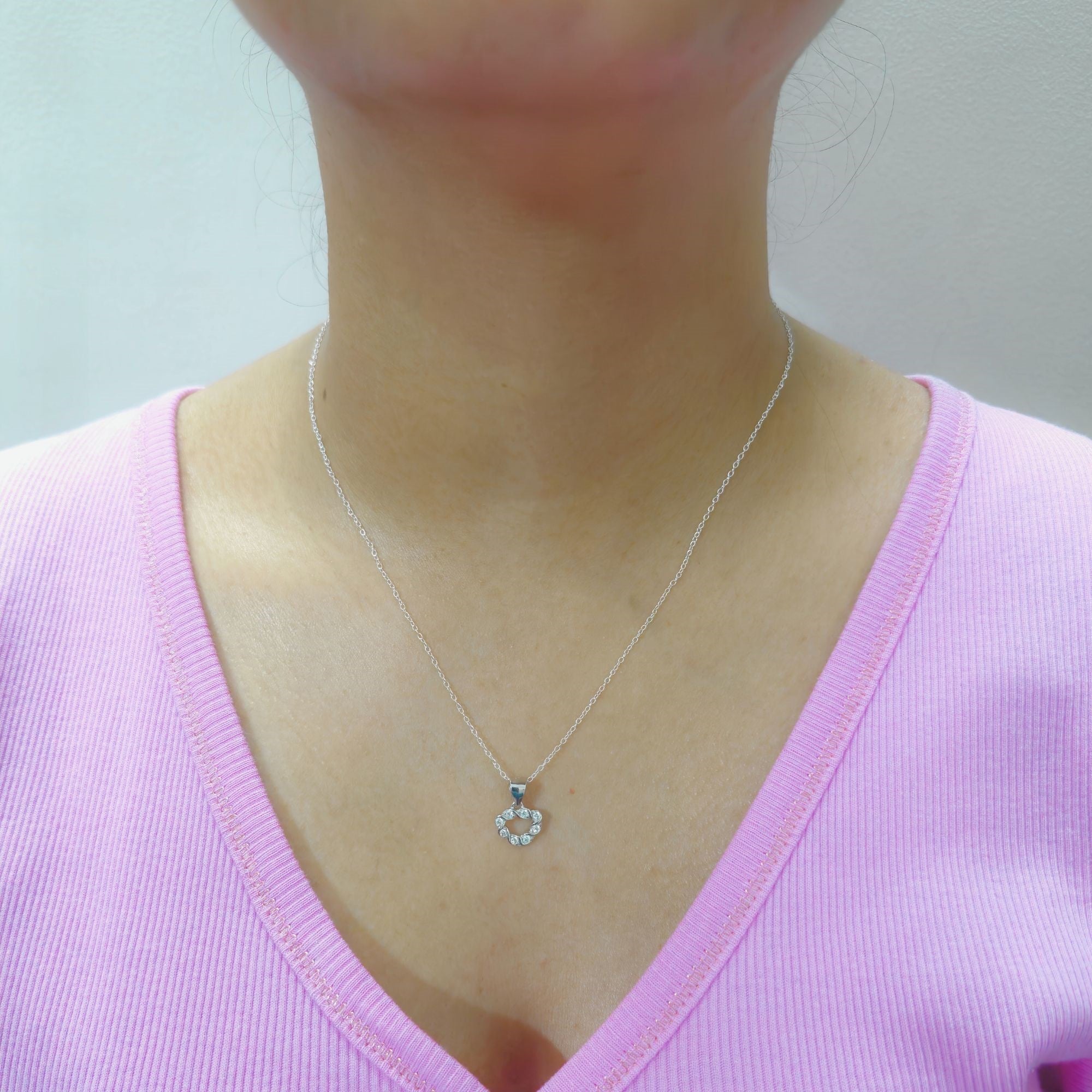 925 Sterling Silver Wreath Pendant with Cubic Zirconia