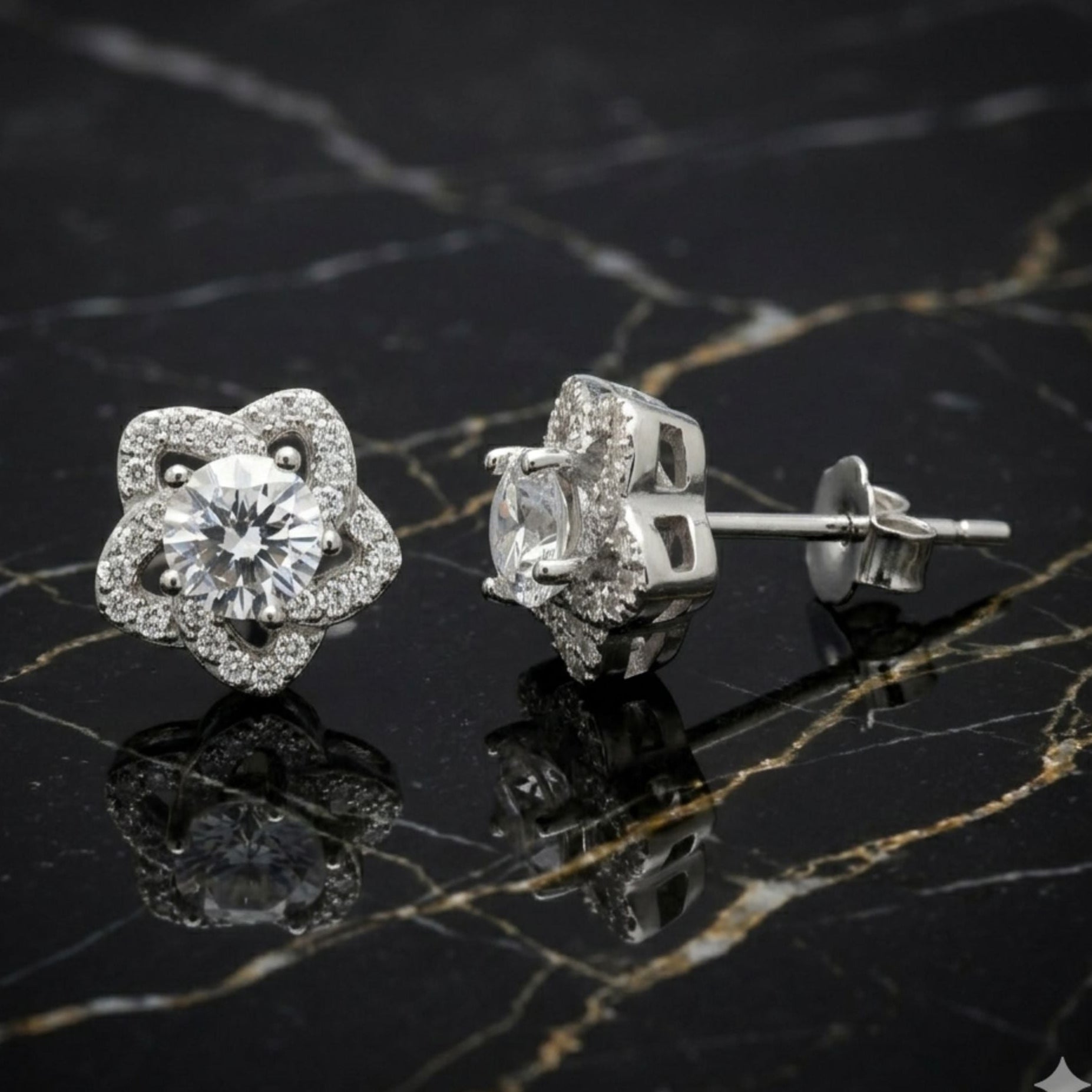925 Sterling Silver Star Stud Earrings With Cubic Zirconia