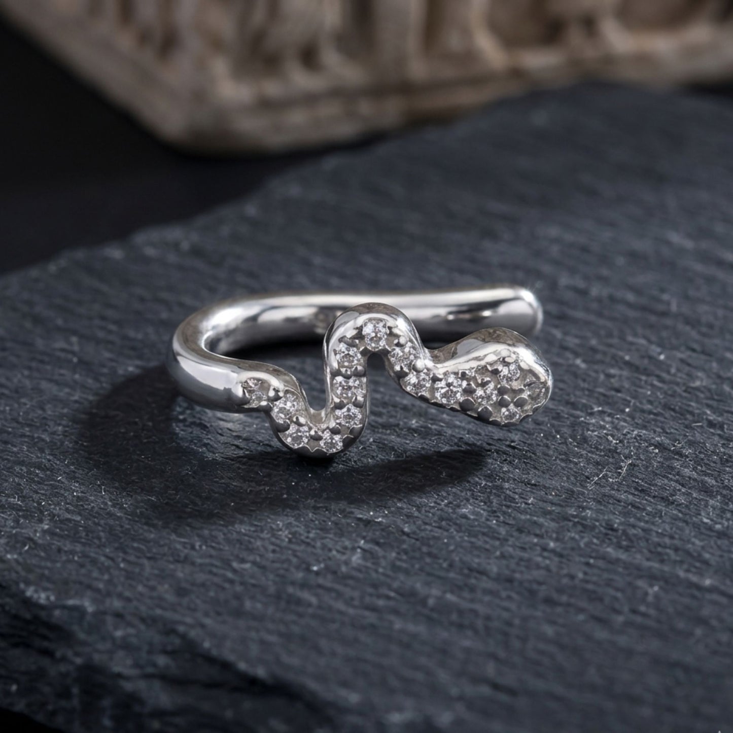 925 Sterling Silver Snake-Inspired Clip-On Nose Pin