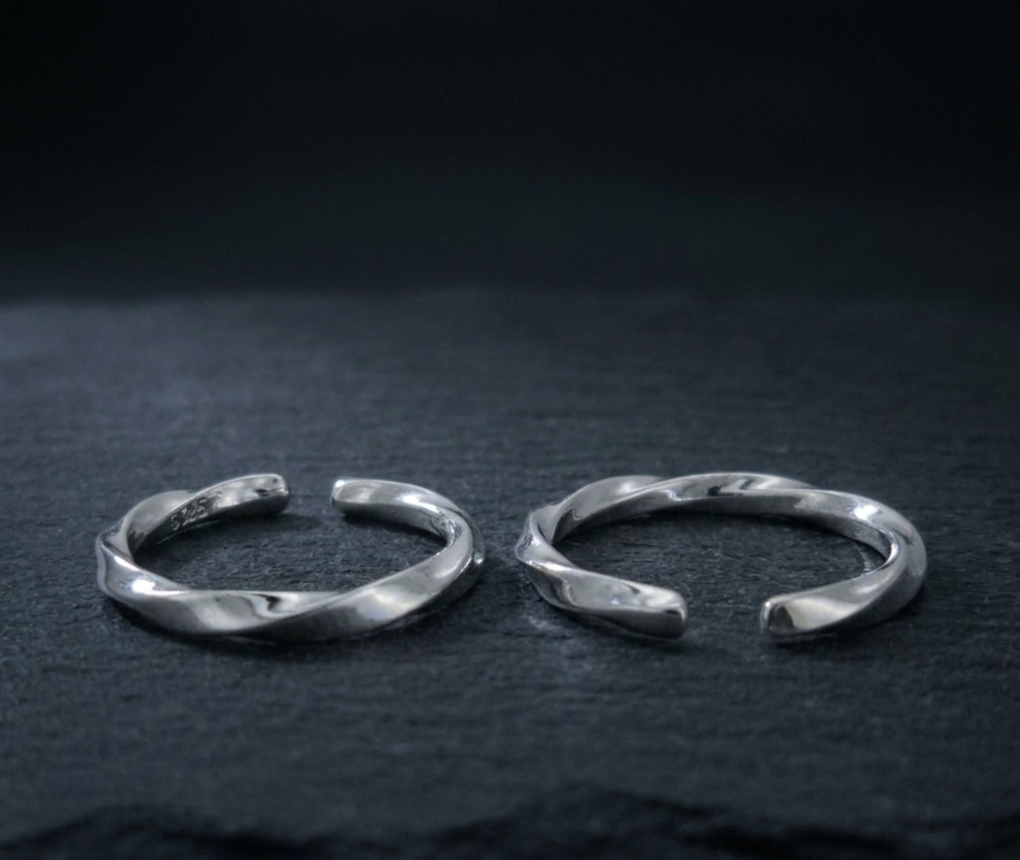 Twisted Wave Design 925 Sterling Silver Toe Ring