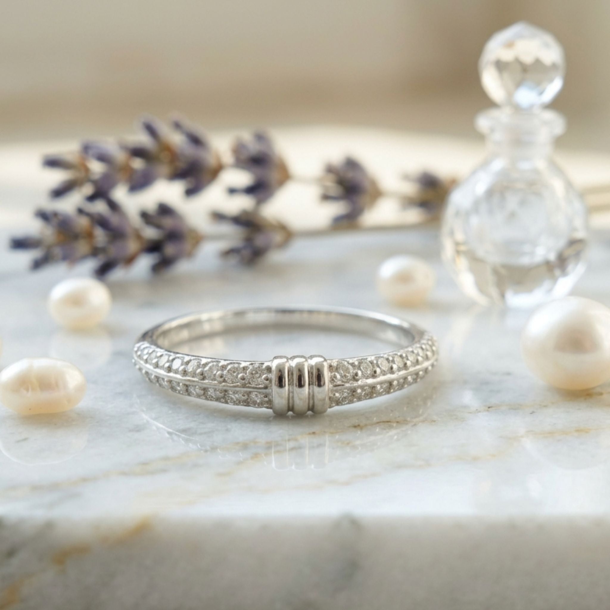 Elegant Lab Grown Diamond Designer Ring in 925 Sterling Silver